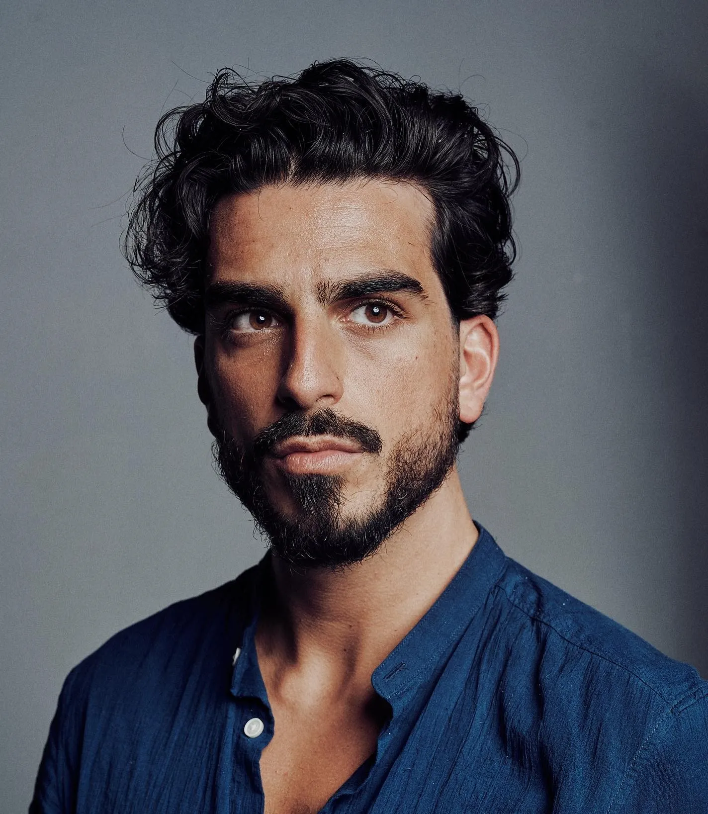 3 long quiff hairstyle for men with diamond face shape